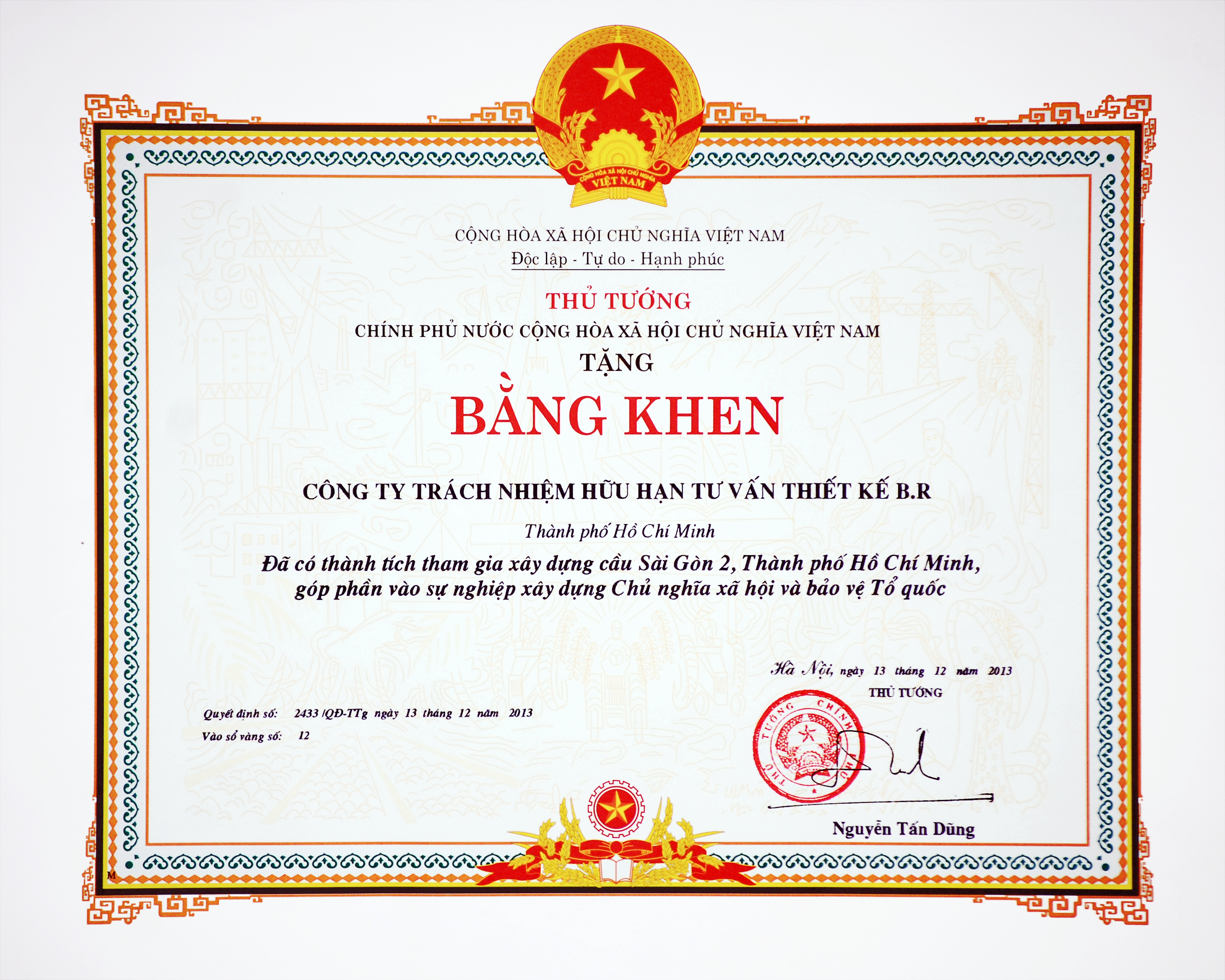 Bang khen Chinh Phu.jpg